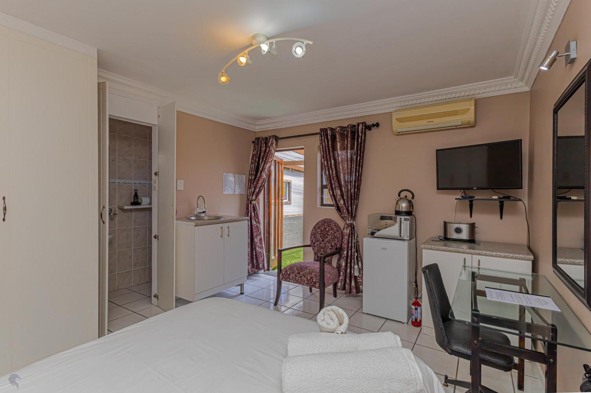 Holiday Guest House Лангебан Екстериор снимка